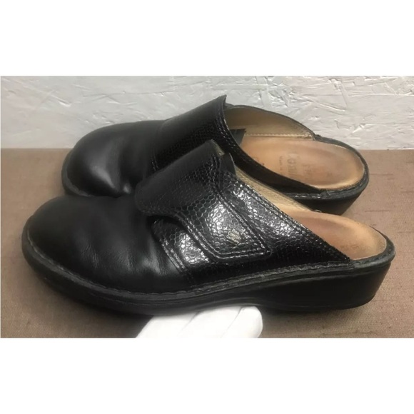 FINN COMFORT Amalfi Sz 7.5D/EU 38D Black Leather & Snake Print Mule Style Clogs - Picture 4 of 16